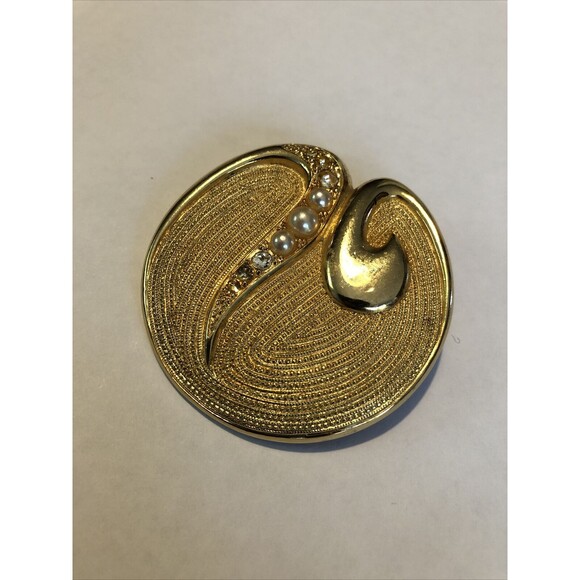 Venue USA Pin Brooch Rhinestone Faux Pearl Peace Lily Pad Deco Vintage Stunning - Picture 2 of 6